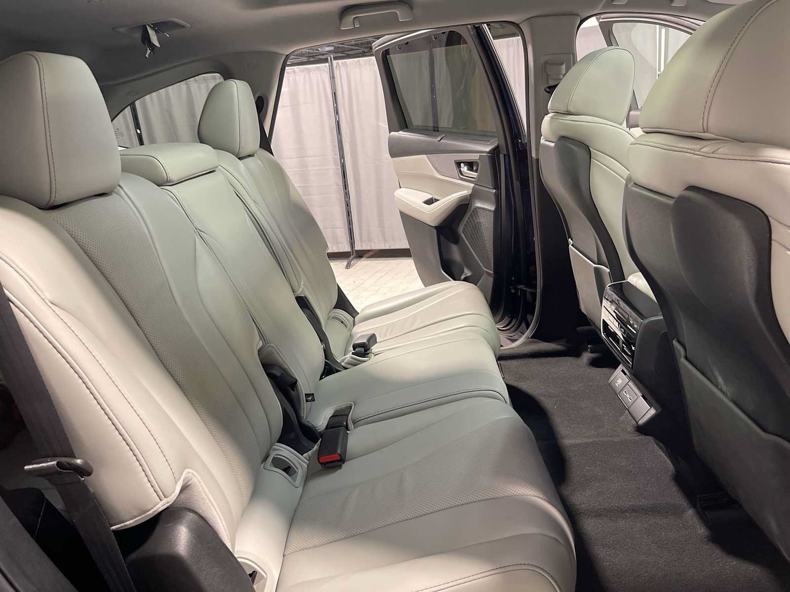 Certified 2024 Acura MDX SH-AWD w/ Technology Package image 13