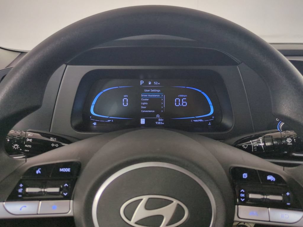 Used 2025 Hyundai Elantra SE FWD image 31