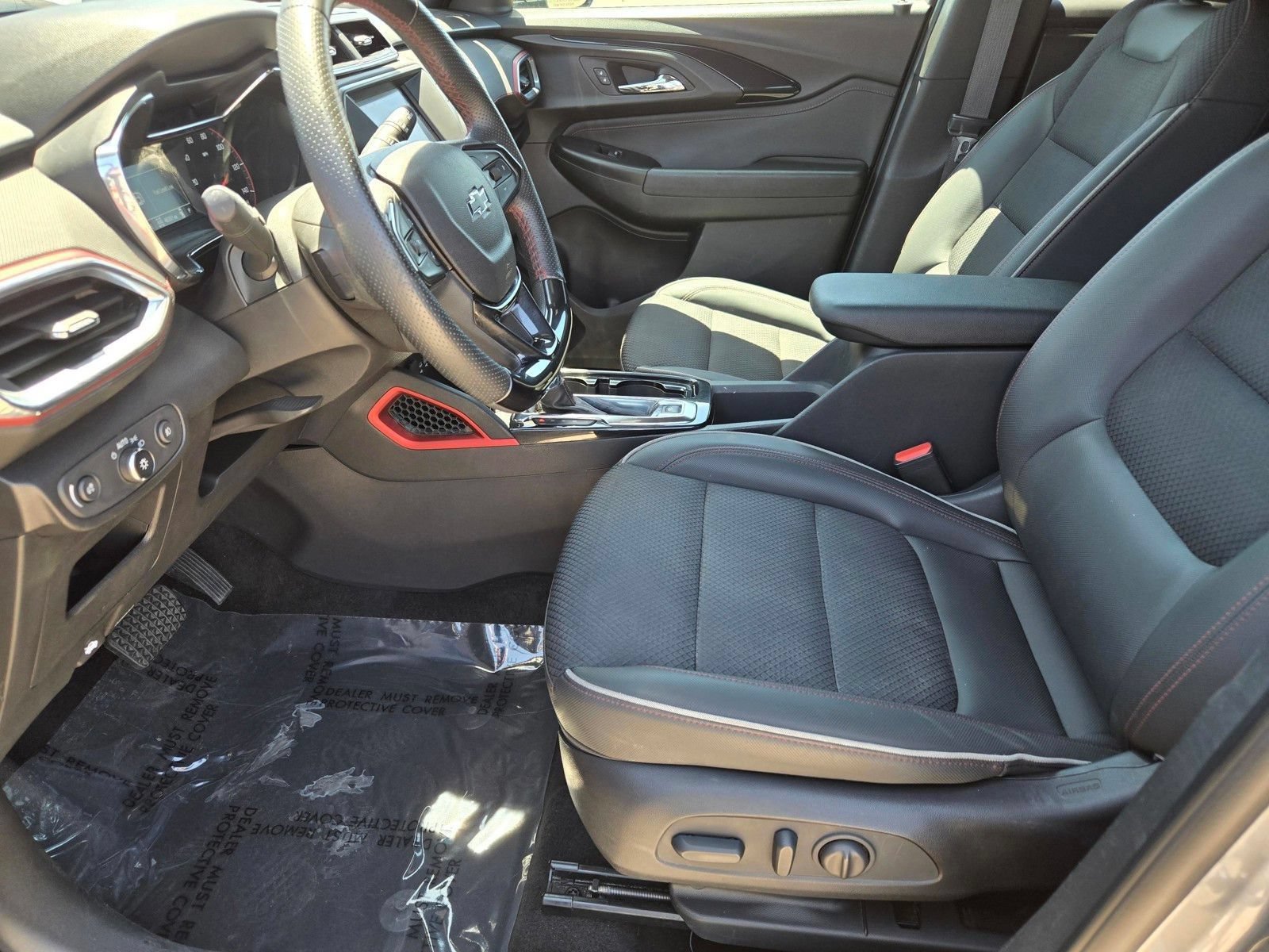 Used 2023 Chevrolet TrailBlazer RS AWD/4WD image 16