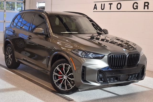New 2026 BMW X5 xDrive40i w/ M Sport Package