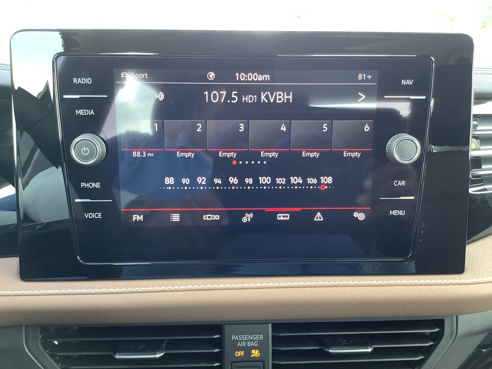 New 2027 Volkswagen Jetta SEL FWD image 17