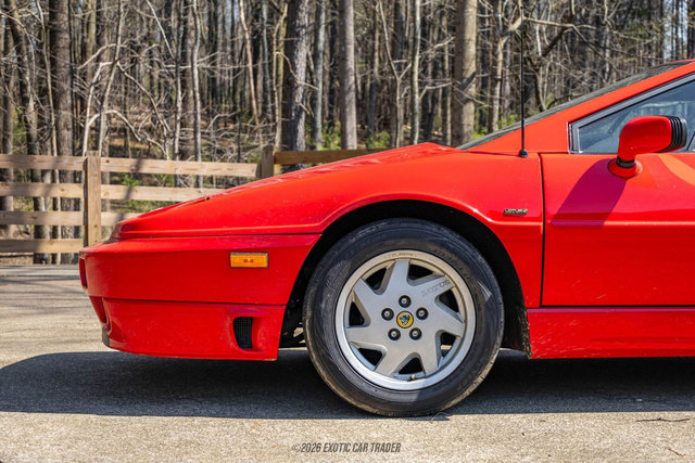 Used 1991 Lotus Esprit SE image 4