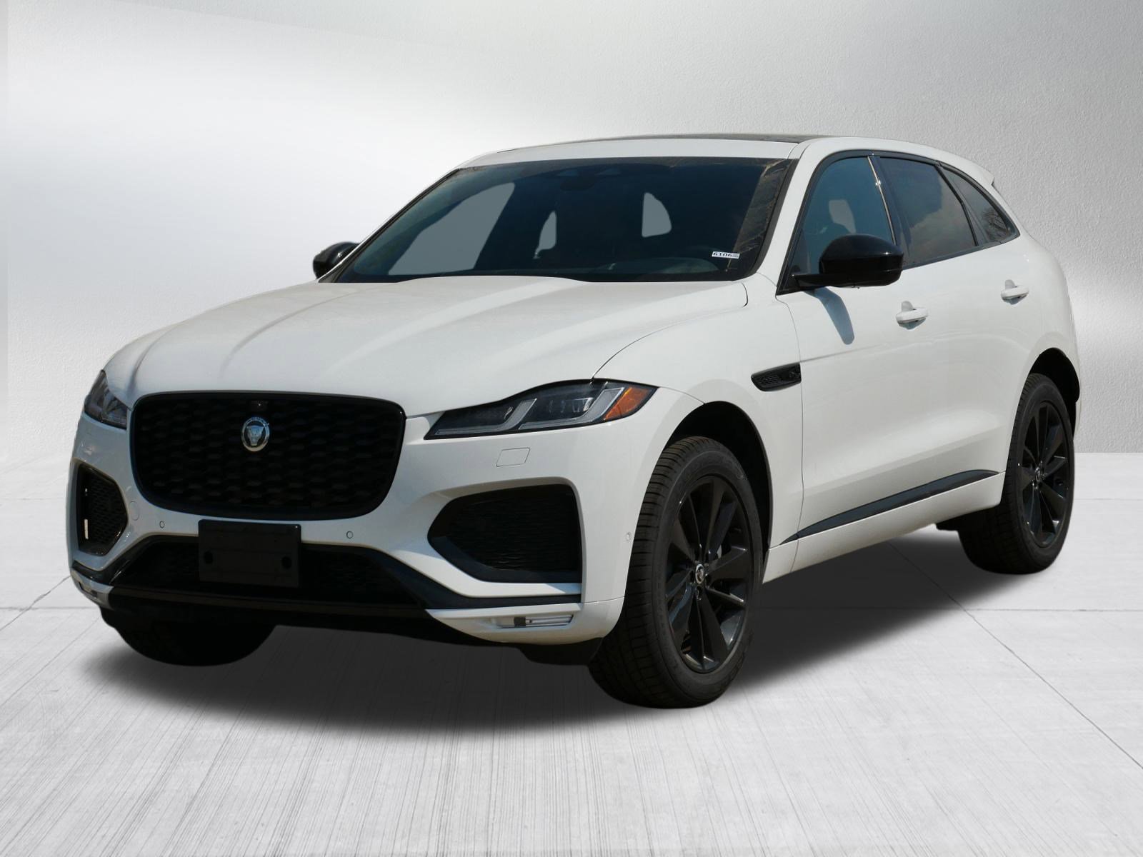 New 2026 Jaguar F-PACE R-Dynamic S image 1