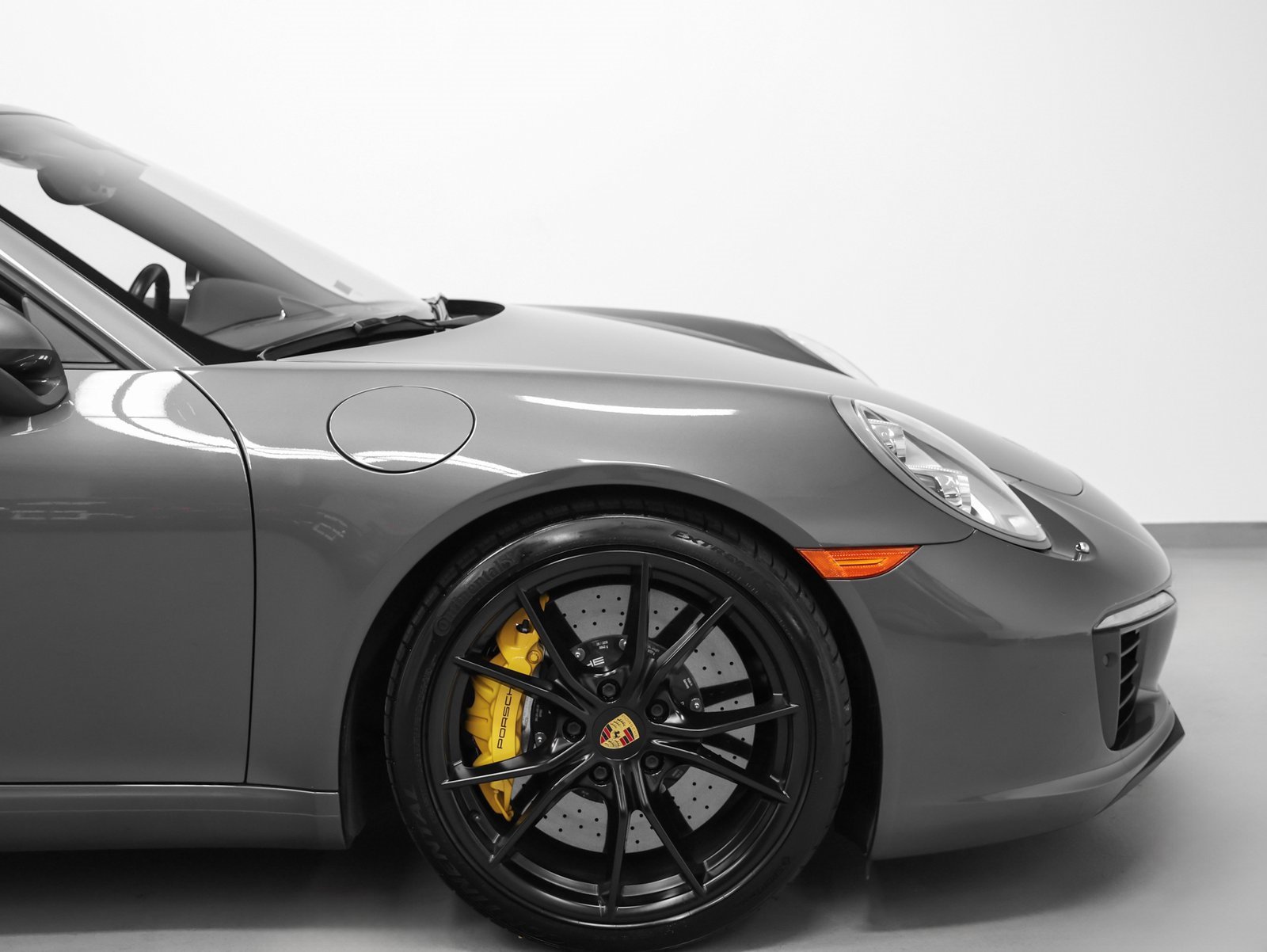 Used 2017 Porsche 911 Carrera S image 16