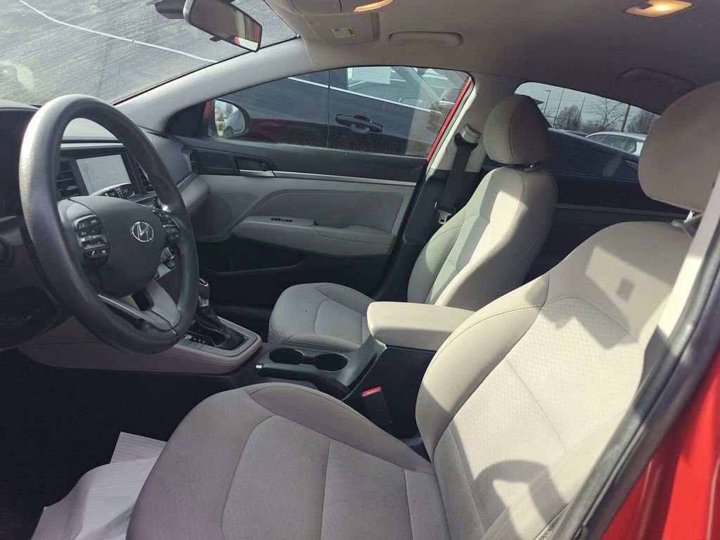 Used 2019 Hyundai Elantra SEL image 6