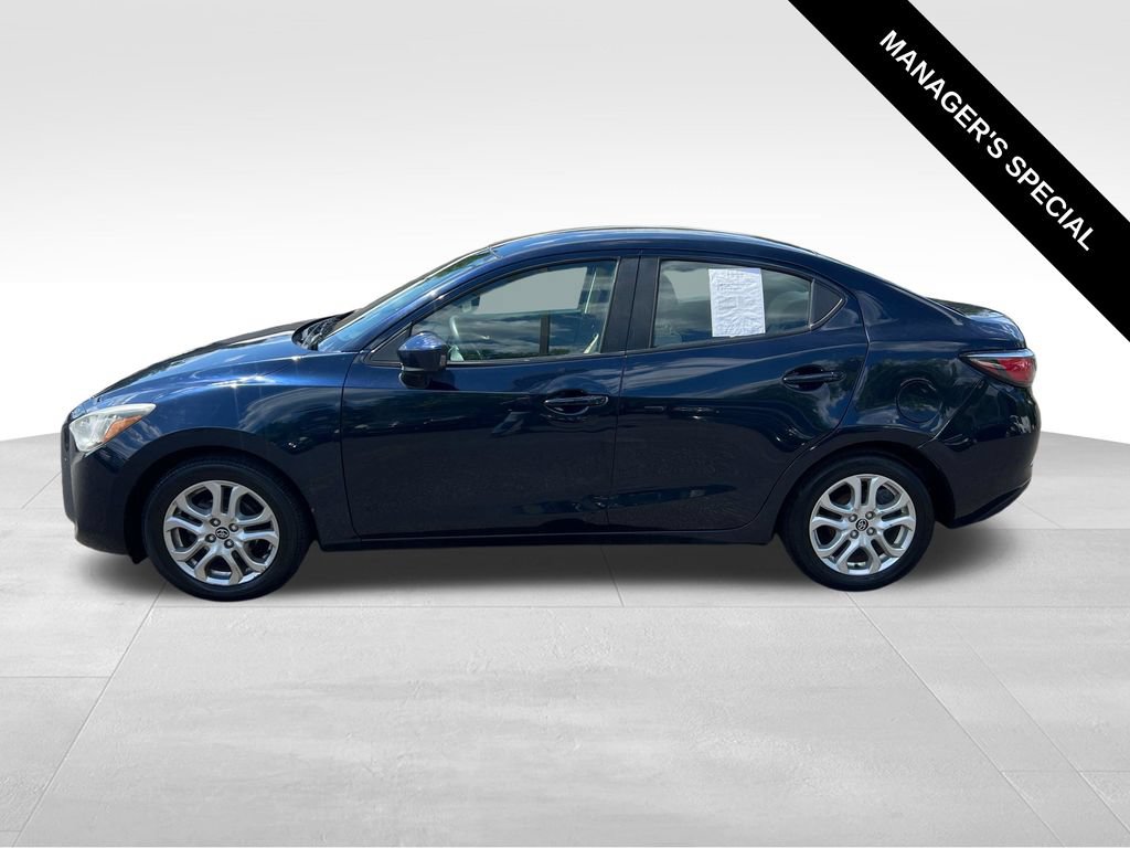 Used 2017 Toyota Yaris iA FWD image 4