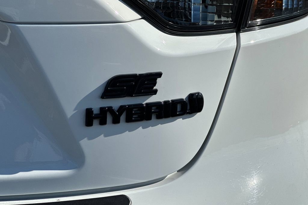 Used 2024 Toyota Corolla SE image 22