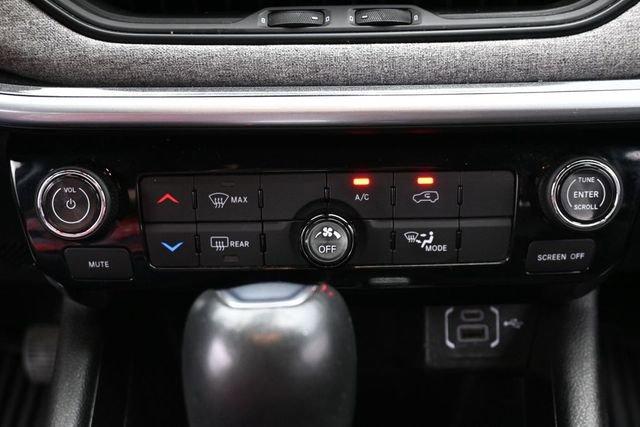 Used 2024 Jeep Compass Latitude AWD/4WD image 22