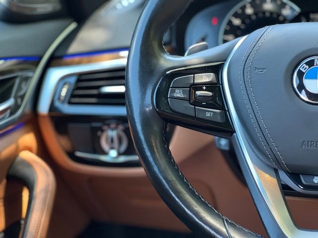 Used 2019 BMW 540i w/ Convenience Package RWD image 35