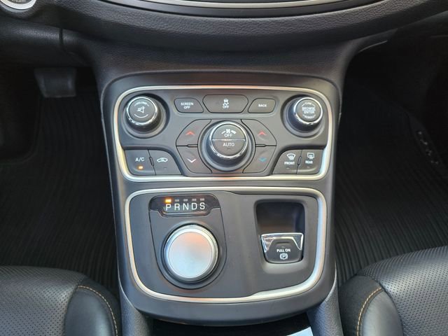 Used 2017 Chrysler 200 S w/ Navigation & Sound Group I image 39