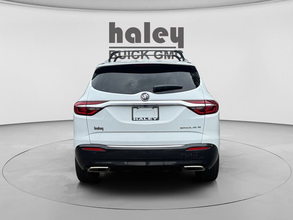 Used 2019 Buick Enclave Essence FWD image 4