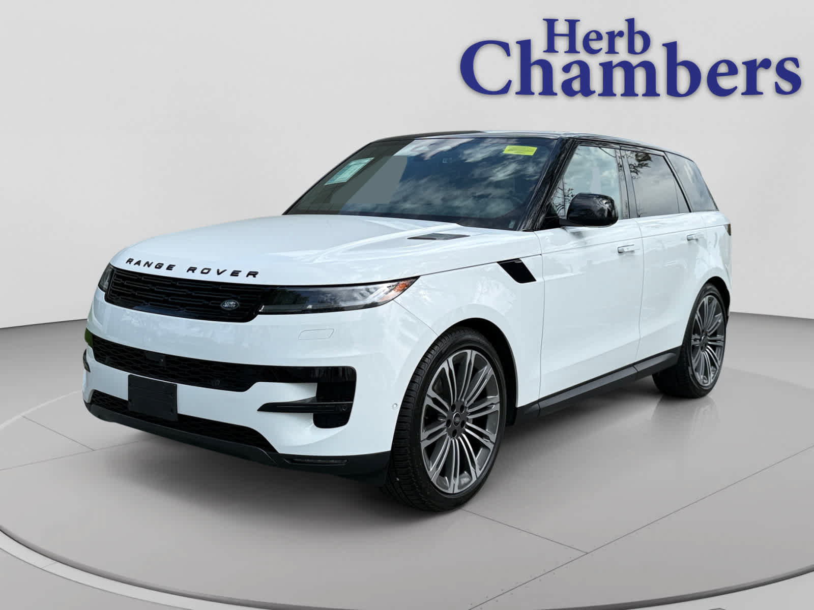 Used 2024 Land Rover Range Rover Sport SE AWD/4WD image 1