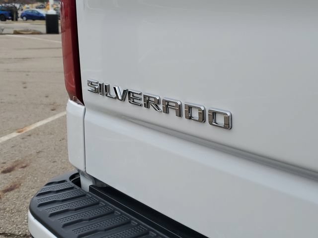 Used 2025 Chevrolet Silverado 1500 High Country AWD/4WD image 32