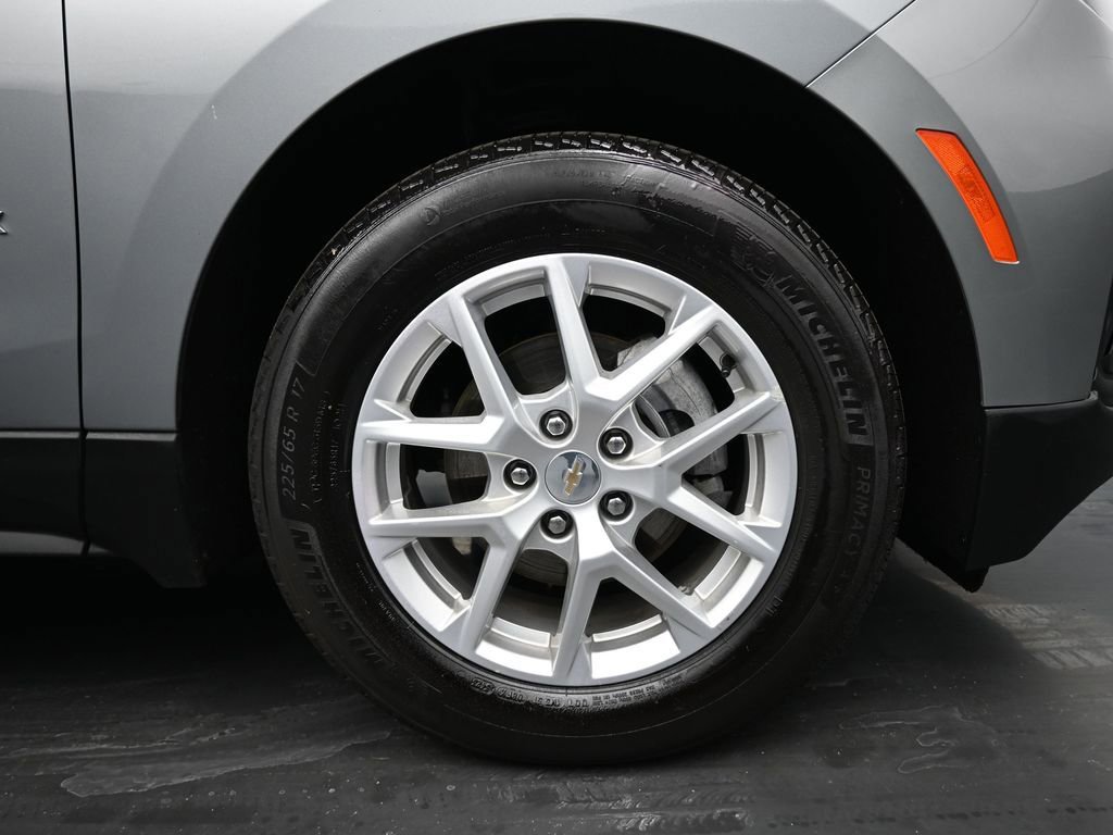 Used 2024 Chevrolet Equinox LS image 10