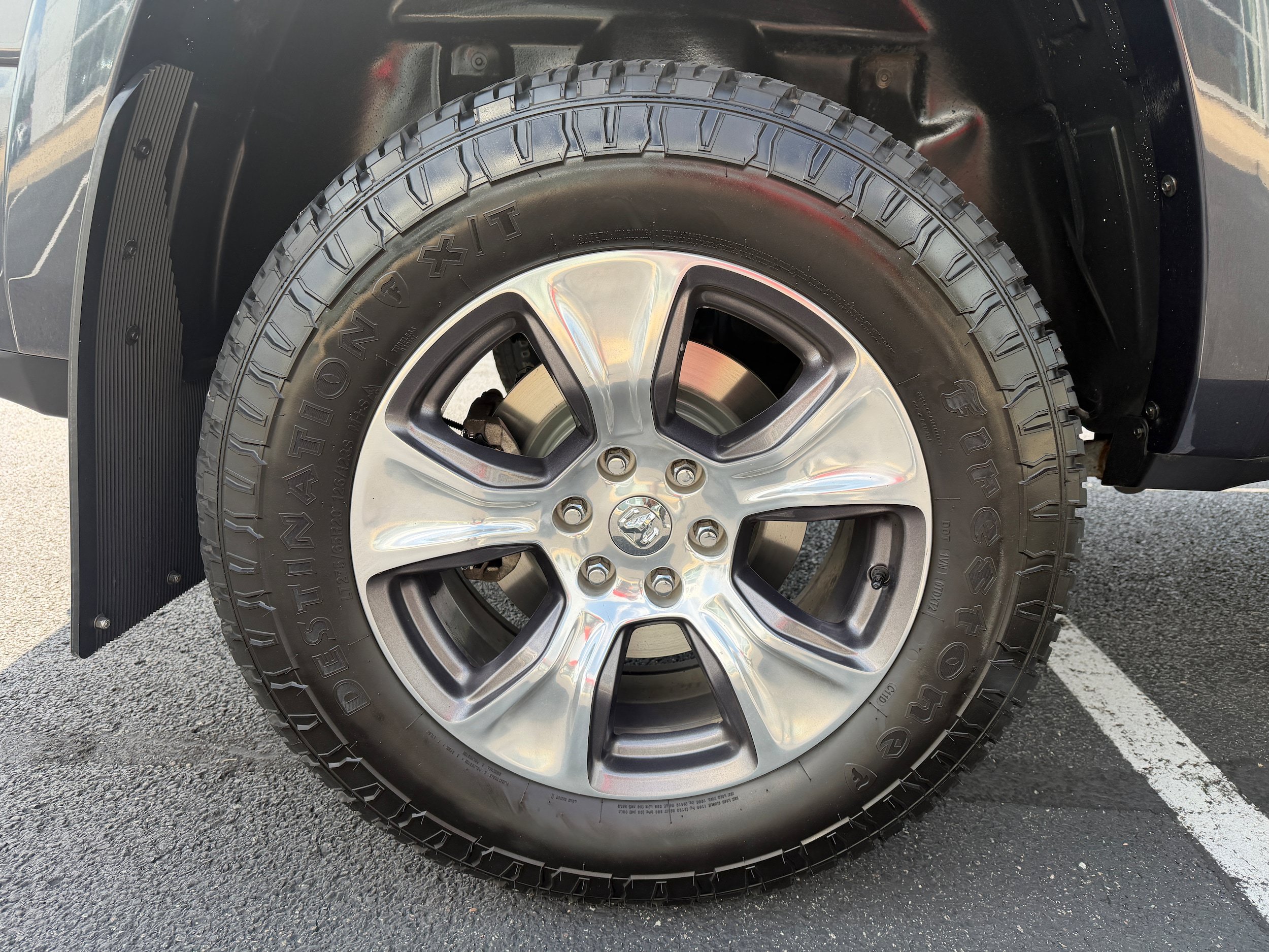 Used 2021 RAM 1500 Laramie AWD/4WD image 13