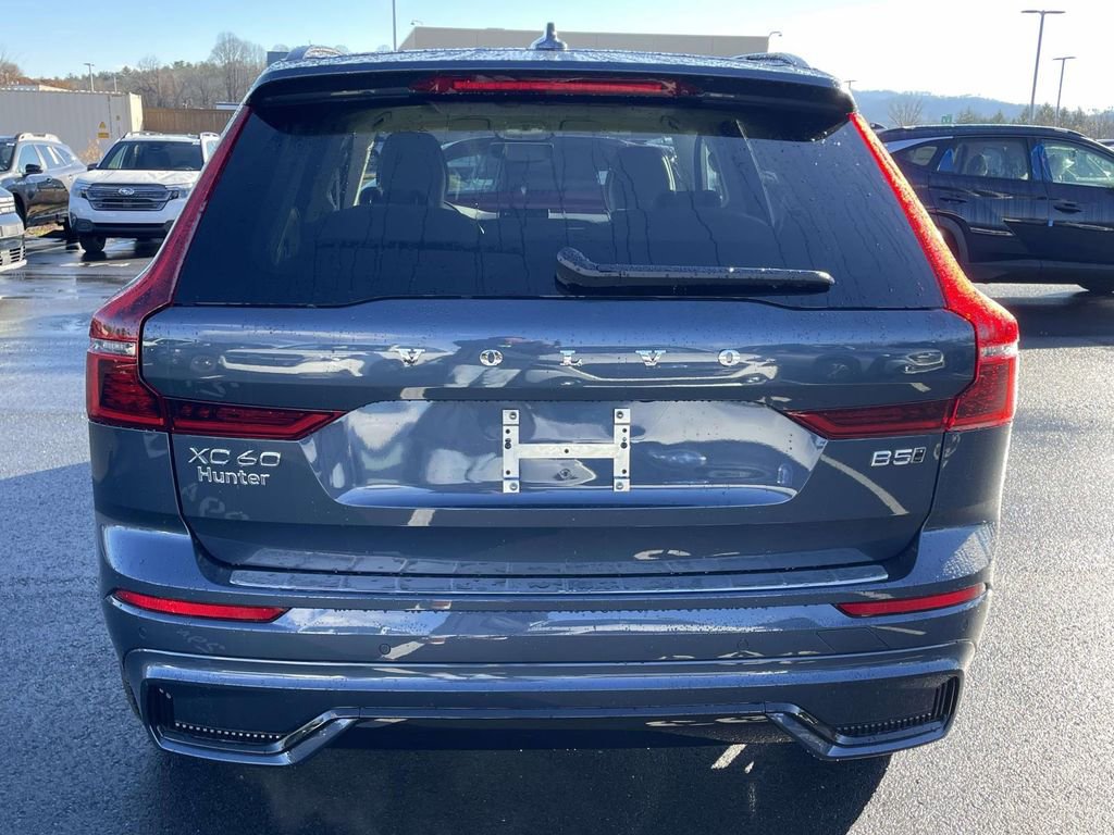 New 2026 Volvo XC60 B5 Ultra w/ Protection Package Premier image 26