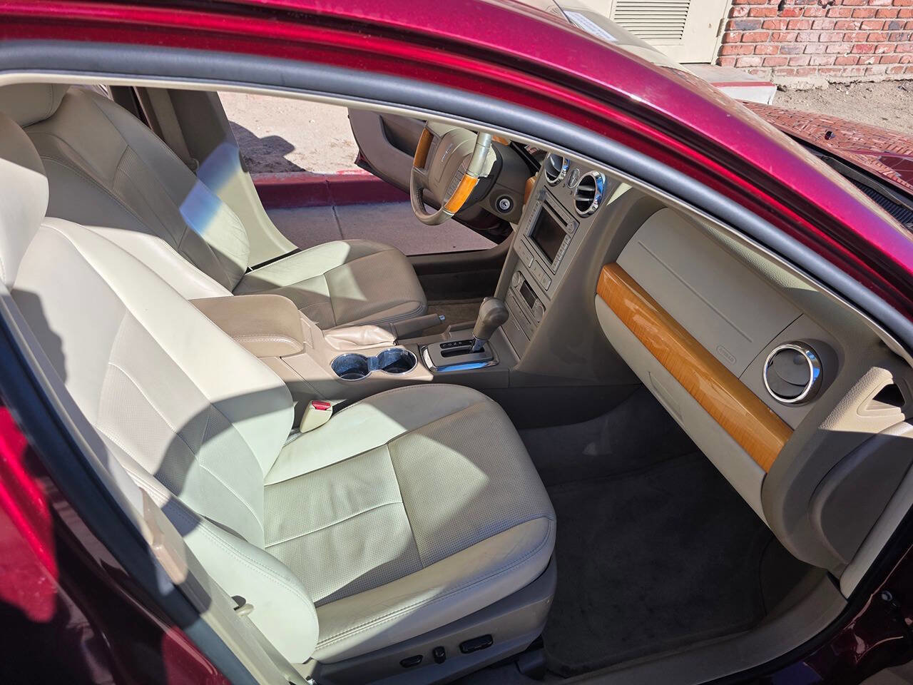 Used 2007 Lincoln MKZ image 12