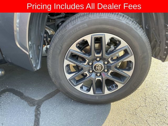 Used 2023 Toyota Tundra Limited AWD/4WD image 5