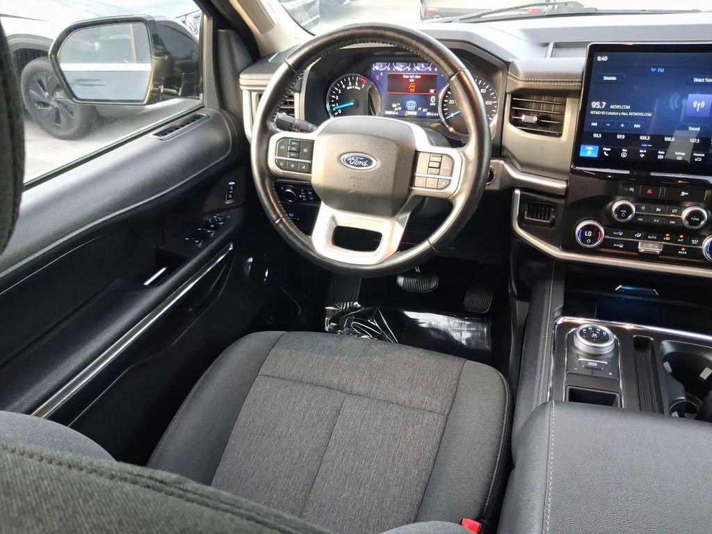 Used 2024 Ford Expedition Max XLT RWD image 13