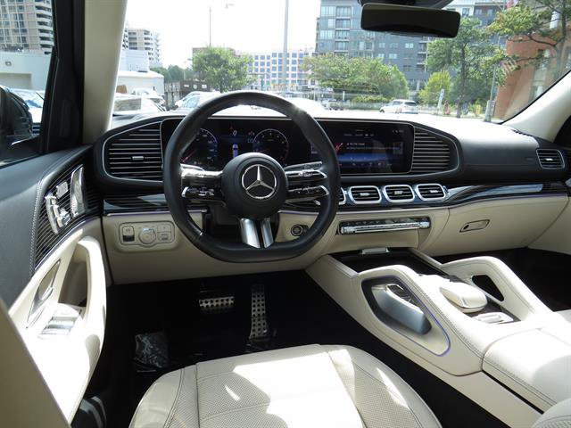 Certified 2024 Mercedes-Benz GLS 580 4MATIC image 10