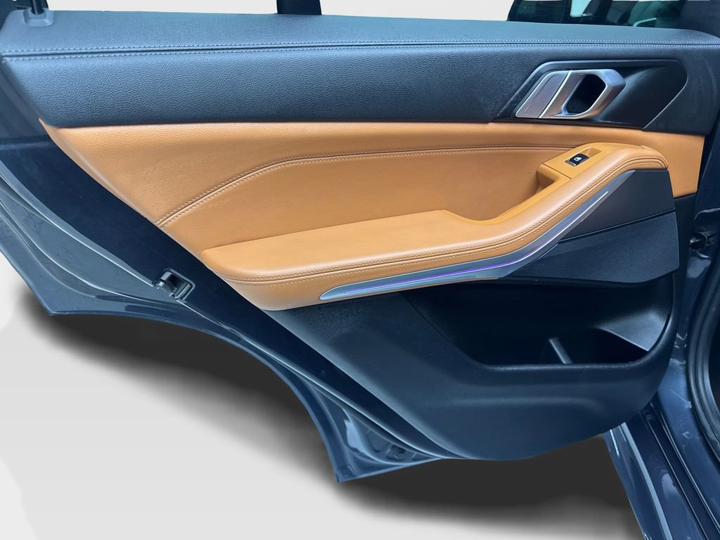 Used 2022 BMW X5 sDrive40i w/ M Sport Package image 38