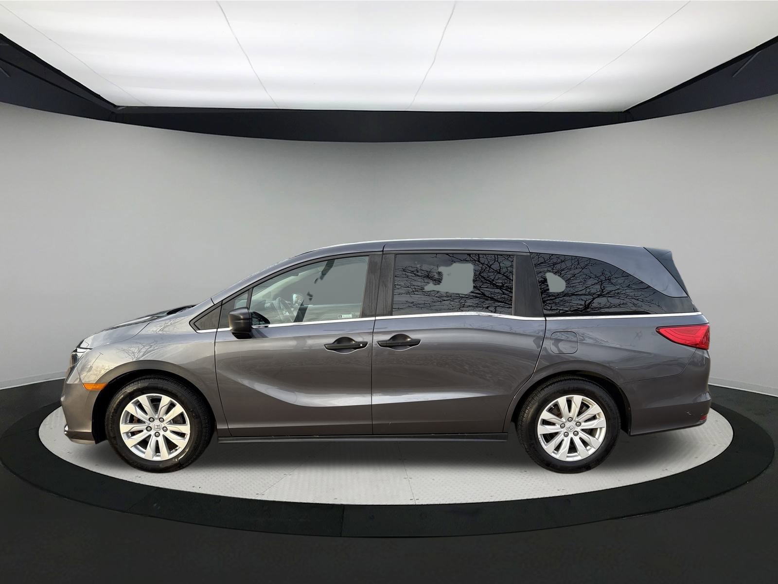 Used 2018 Honda Odyssey LX image 4