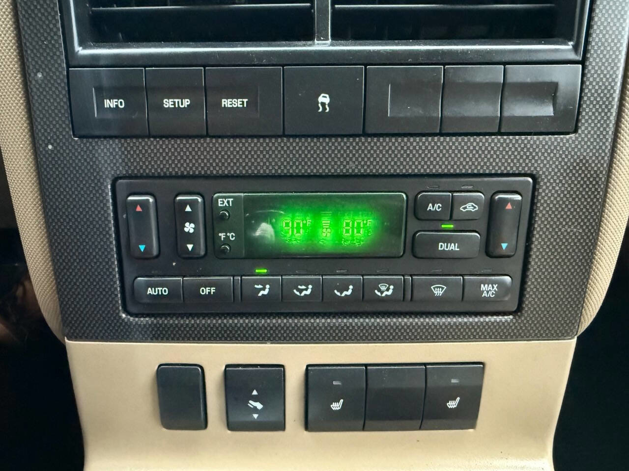 Used 2007 Ford Explorer Sport Trac Limited image 14