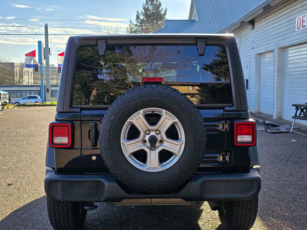 Used 2018 Jeep Wrangler Sport S image 35