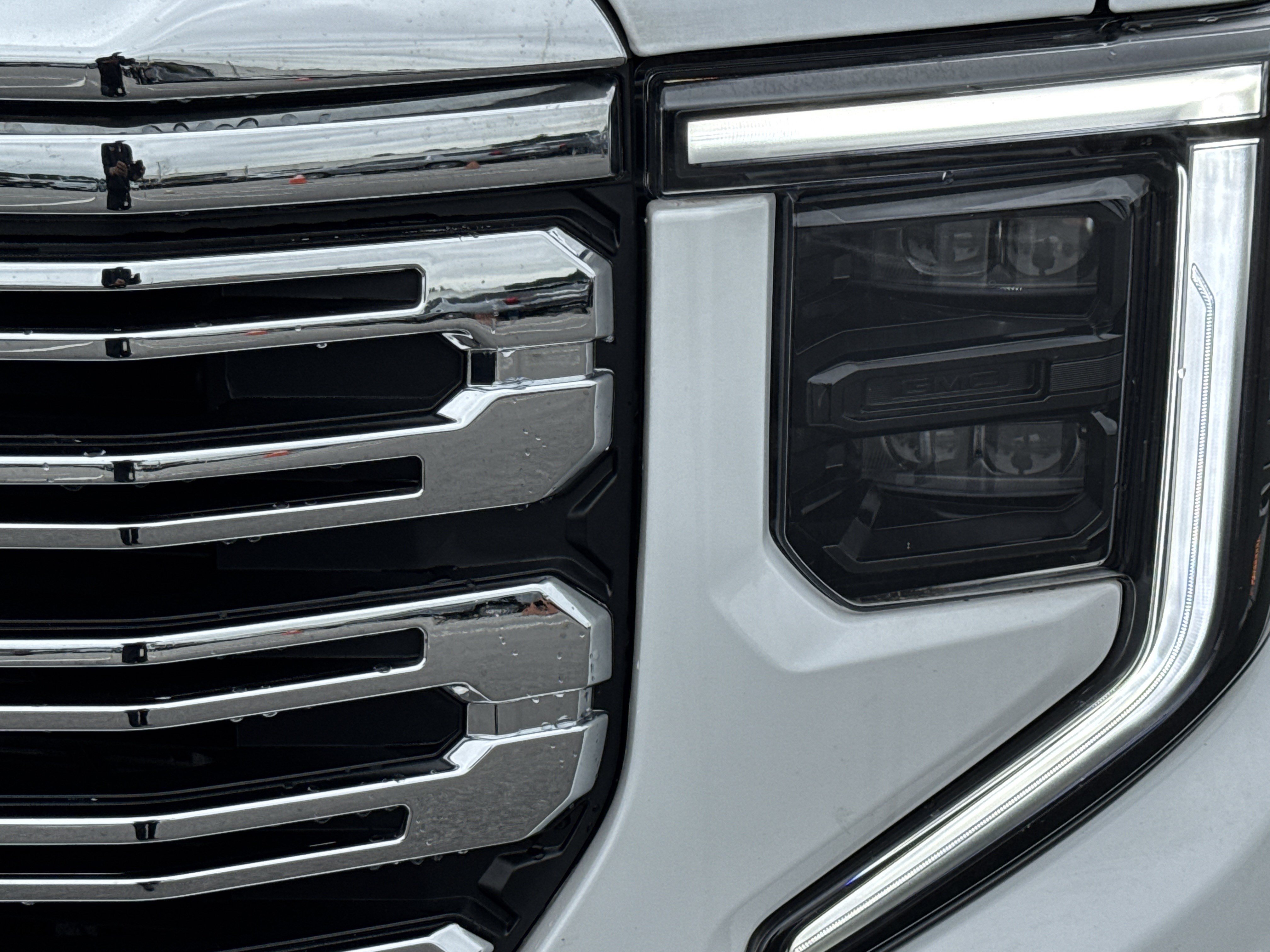 Used 2025 GMC Sierra 1500 Pro w/ Convenience Package RWD image 6