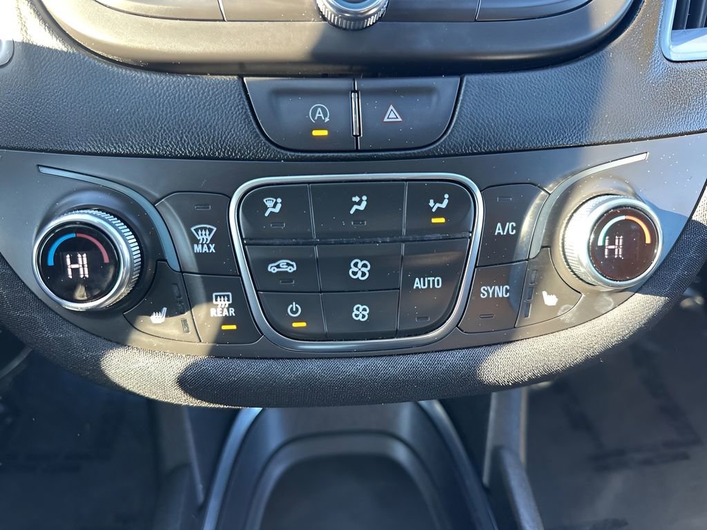 Used 2023 Chevrolet Malibu LT image 18