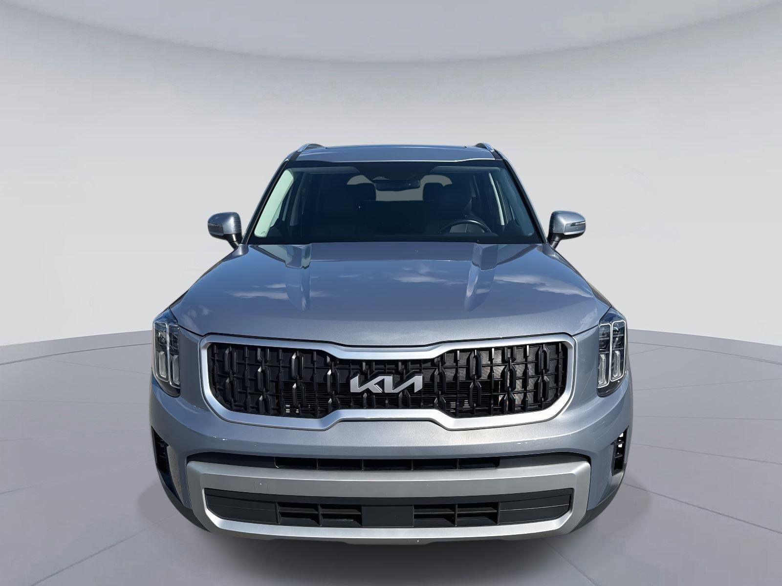 Used 2024 Kia Telluride EX w/ EX Captain's Chair Package image 9