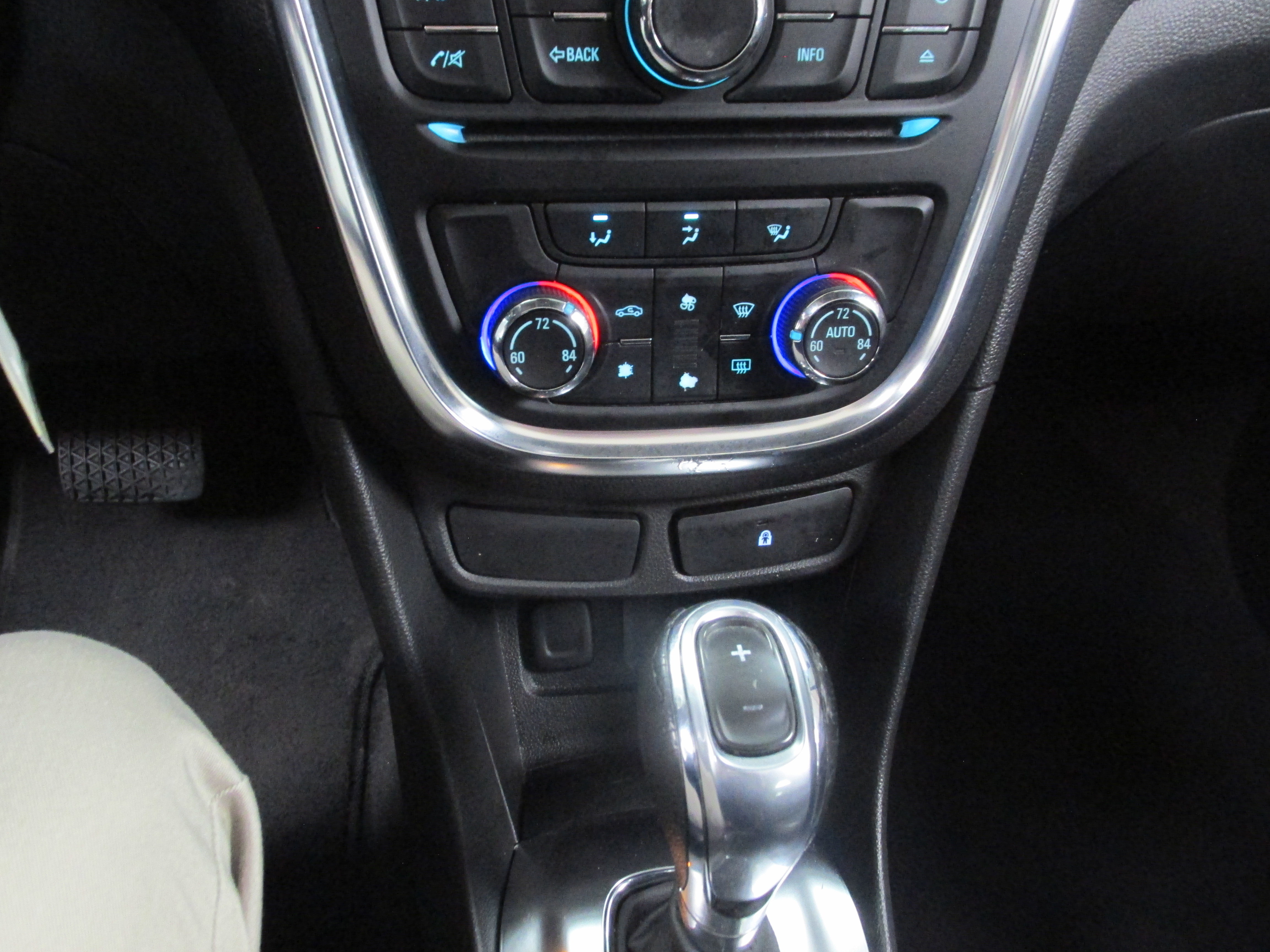 Used 2014 Buick Encore Convenience image 35