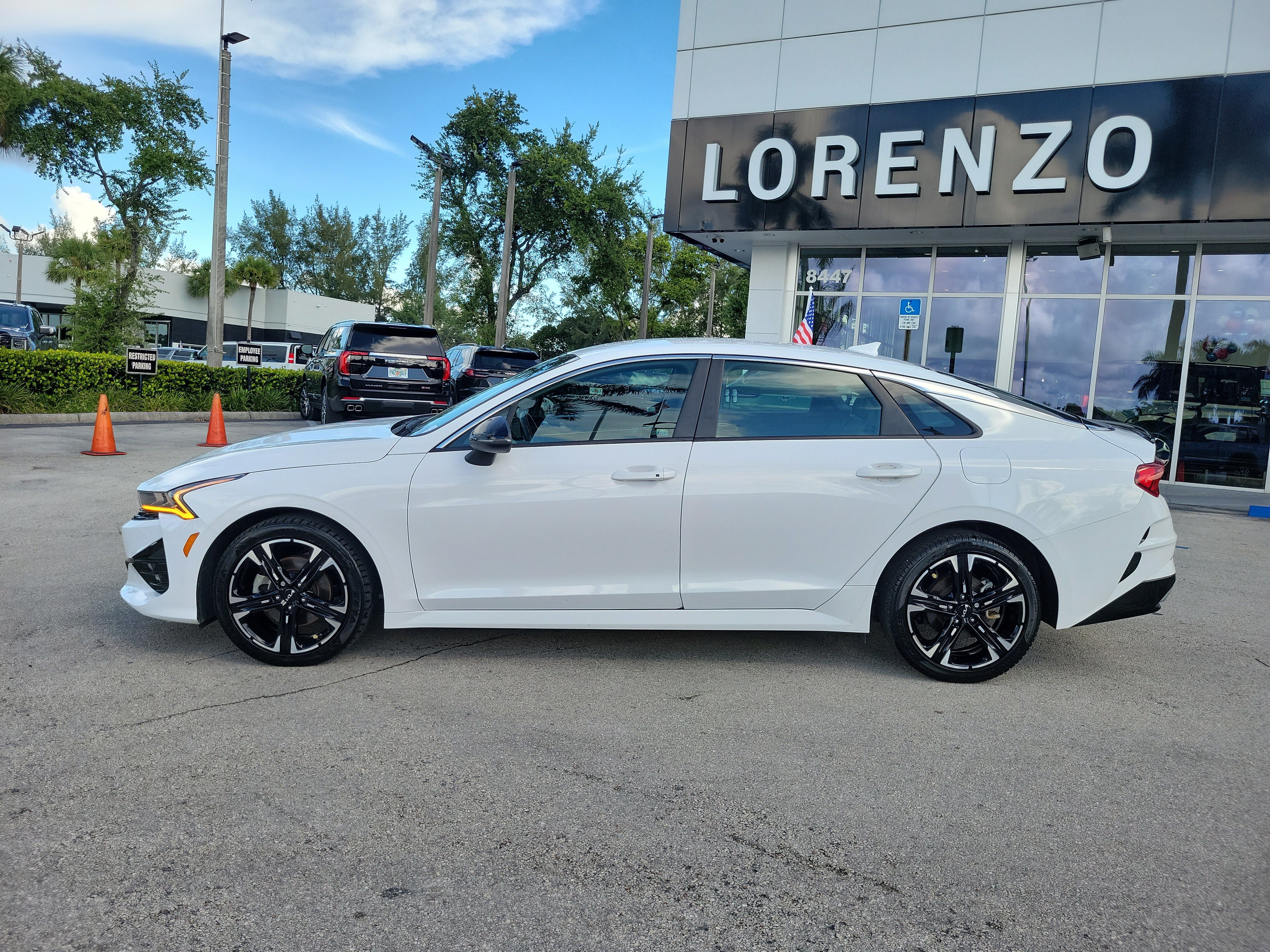 Used 2024 Kia K5 GT-Line w/ GT-Line Premium Package FWD image 8