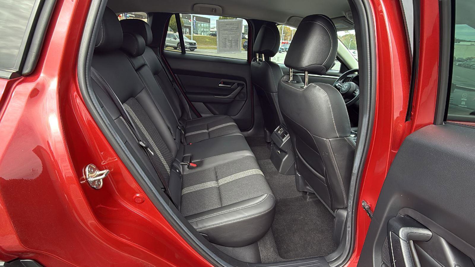 Certified 2024 MAZDA CX-50 AWD 2.5 S w/ Weather Package image 19