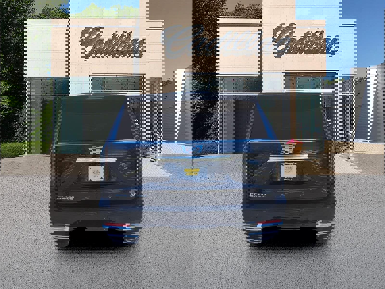 New 2026 Cadillac Escalade Luxury w/ Touring Package image 4