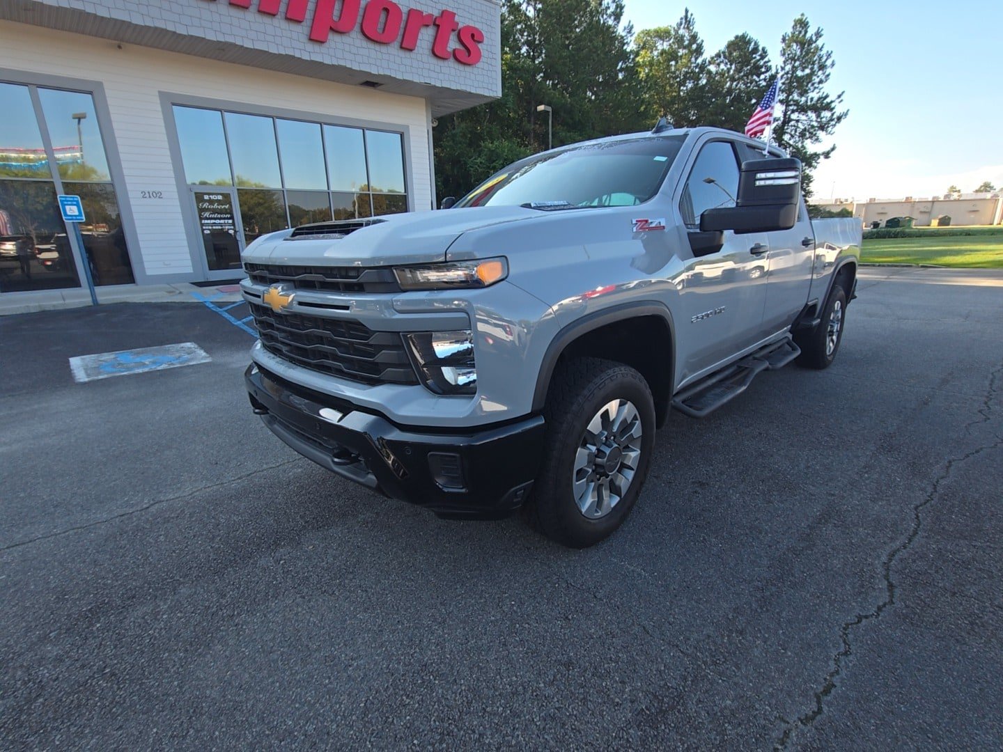 Used 2025 Chevrolet Silverado 2500 Custom w/ Custom Value Package AWD/4WD image 2
