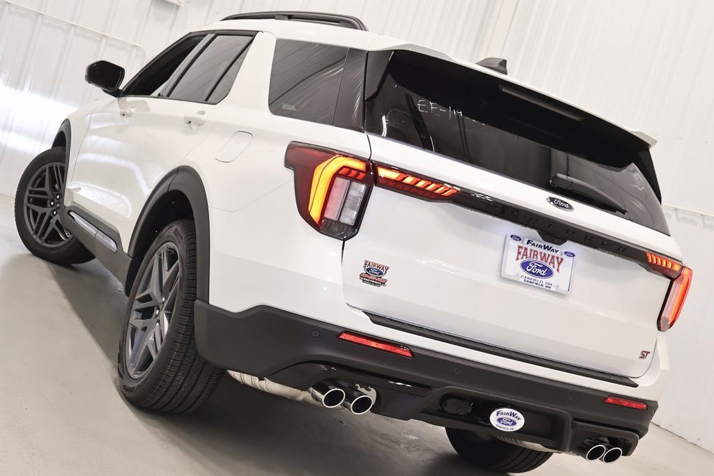 New 2026 Ford Explorer ST w/ Sun And Sound Package image 39