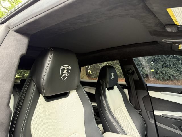 Used 2020 Lamborghini Urus AWD/4WD image 20