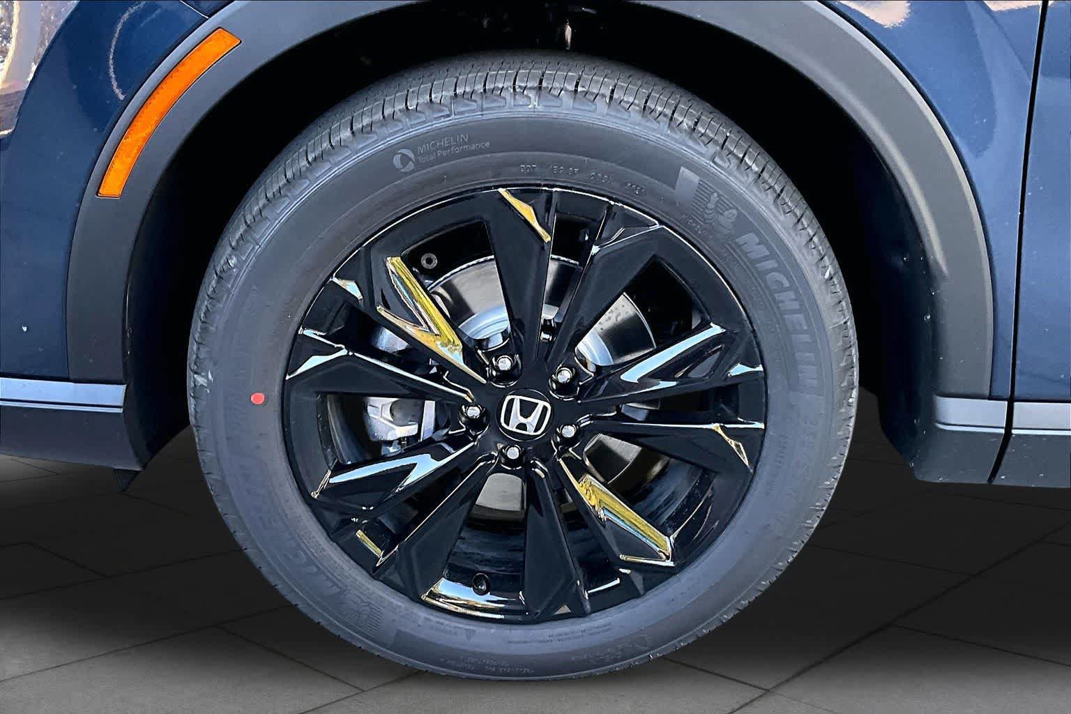 New 2027 Honda CR-V Sport Touring image 9