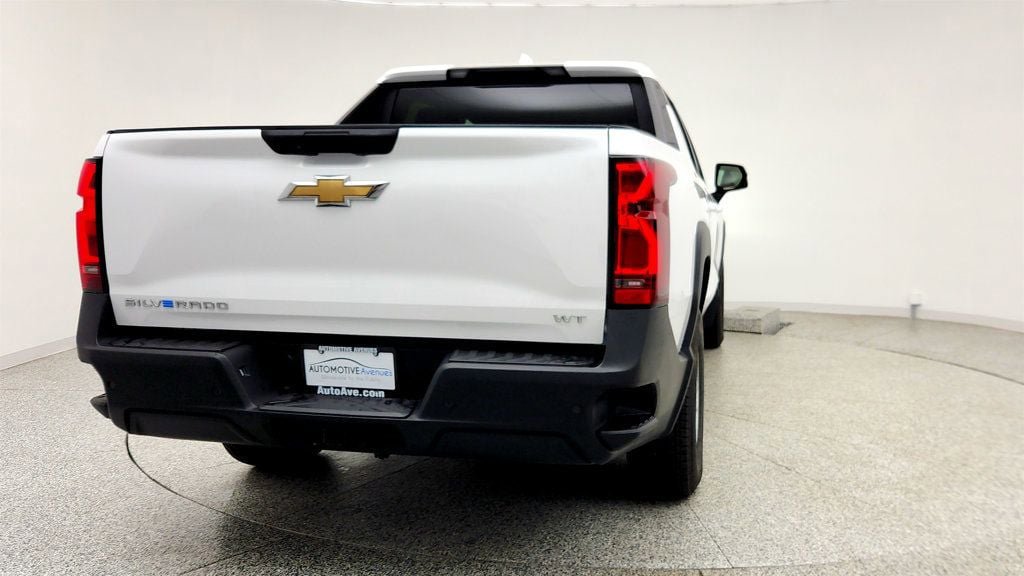 Used 2024 Chevrolet Silverado EV W/T AWD/4WD image 6