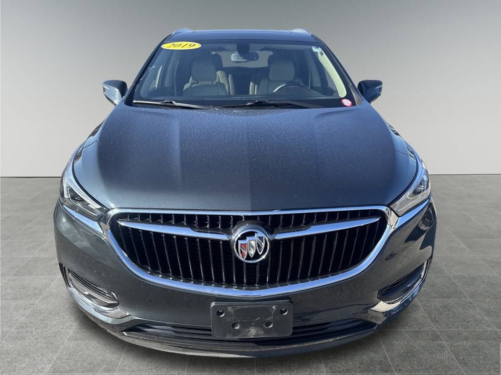 Used 2019 Buick Enclave Essence image 9