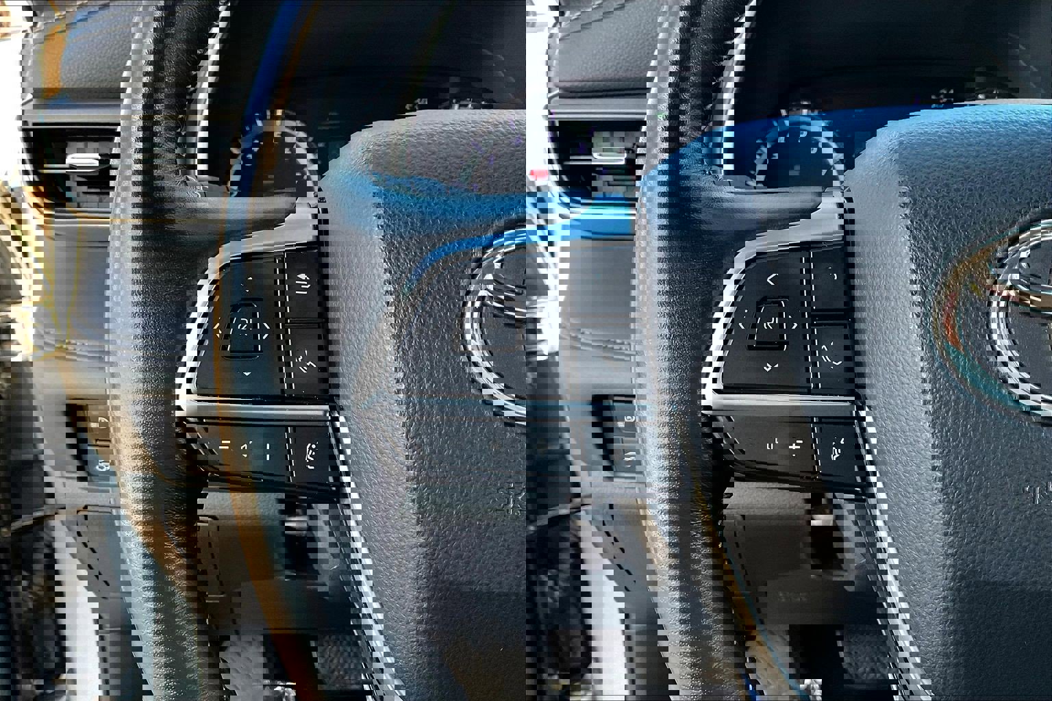 Used 2020 Toyota Highlander Limited image 12