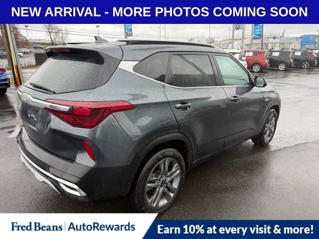 Used 2023 Kia Seltos S image 7