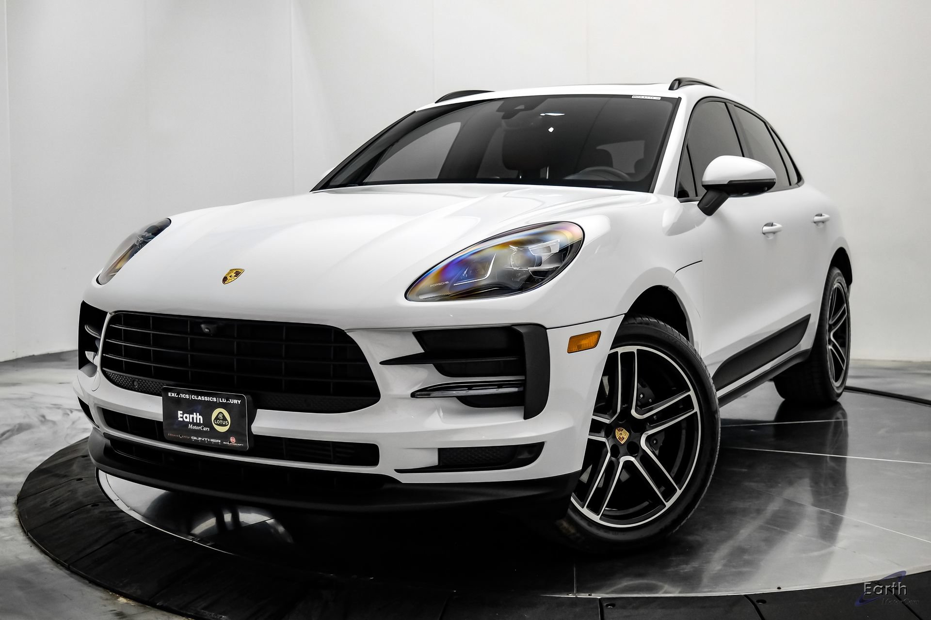 Used 2021 Porsche Macan AWD/4WD image 6