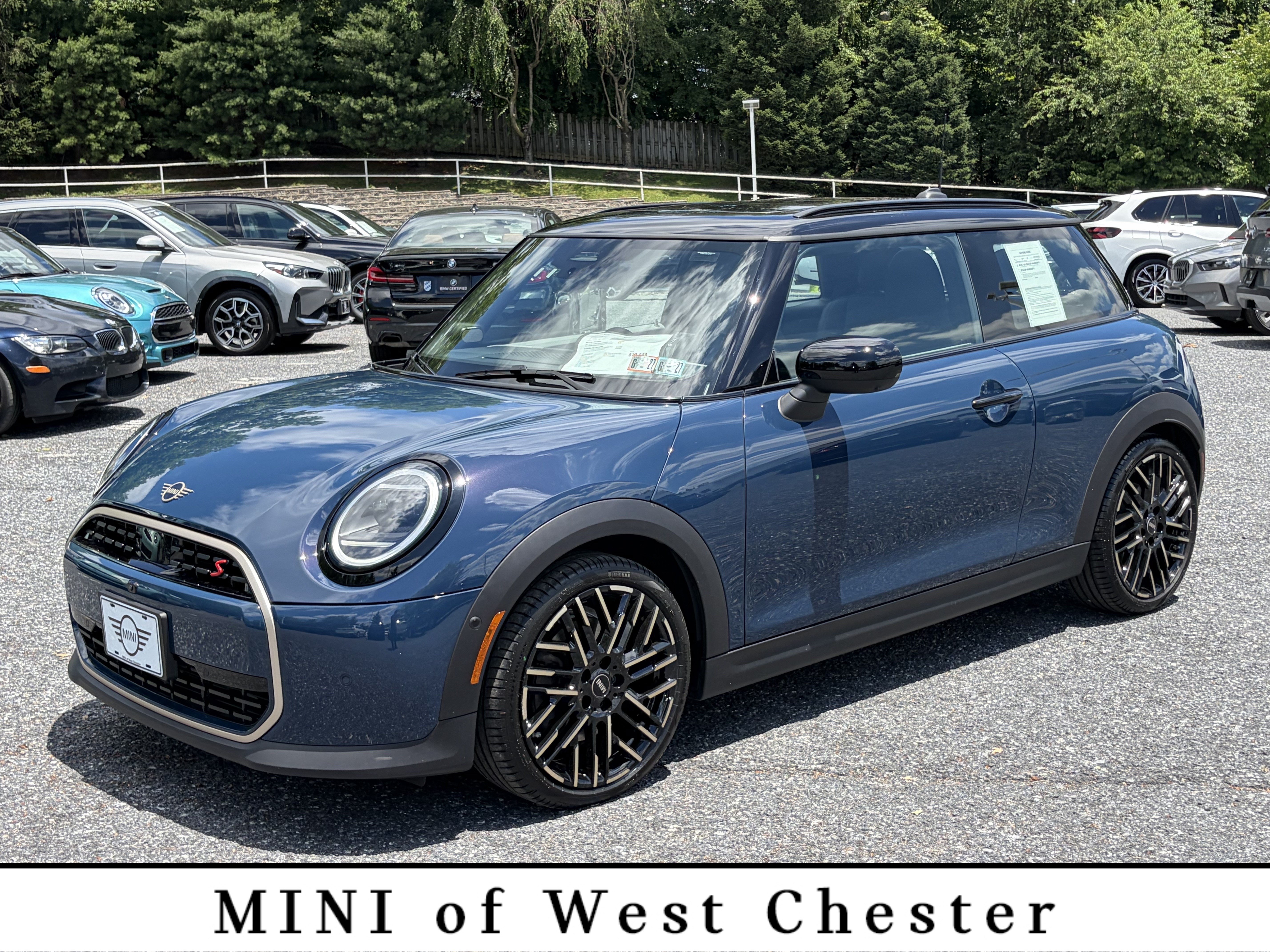 Used 2025 MINI Cooper S FWD image 1