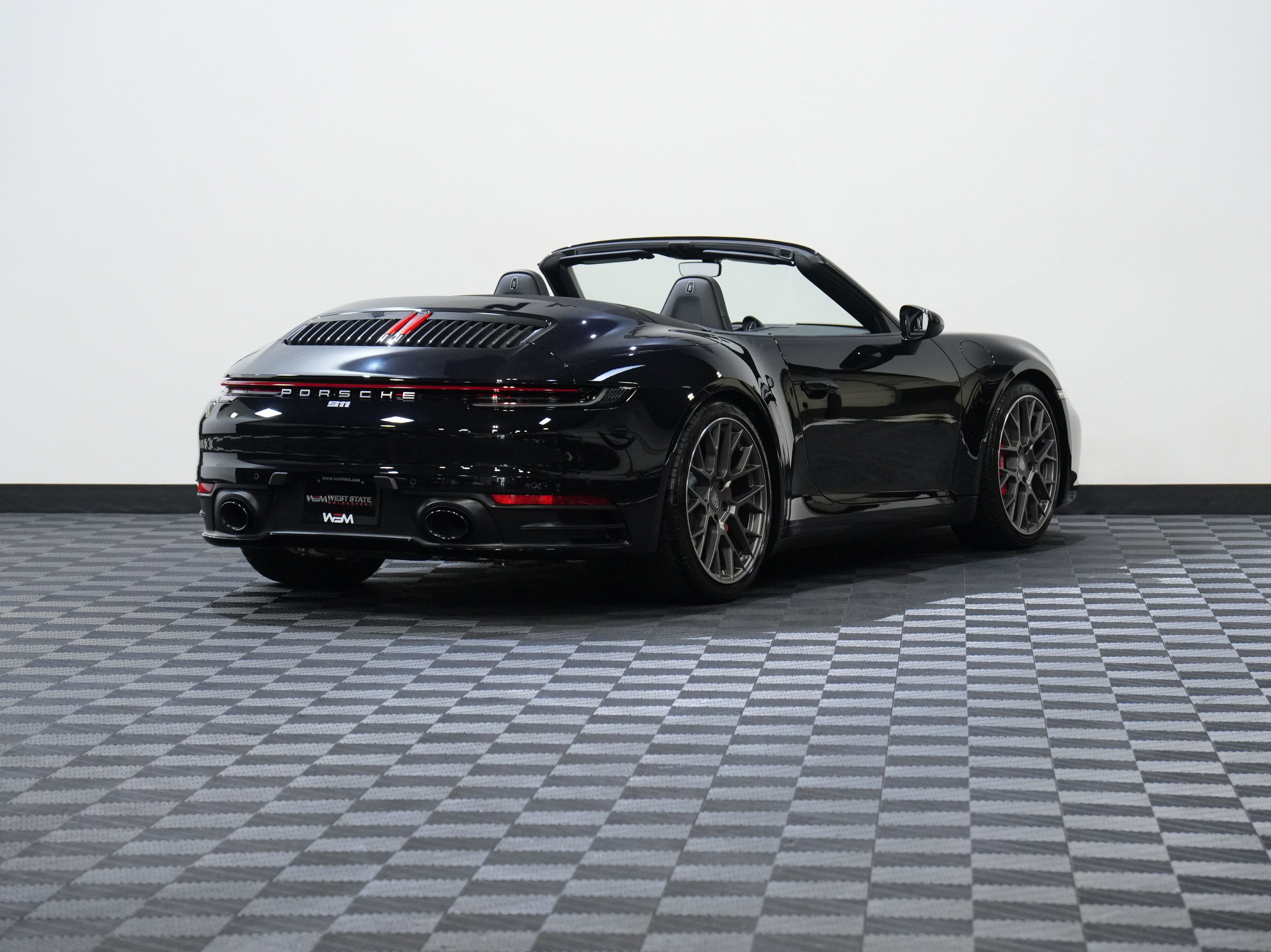 Used 2021 Porsche 911 Carrera S image 7