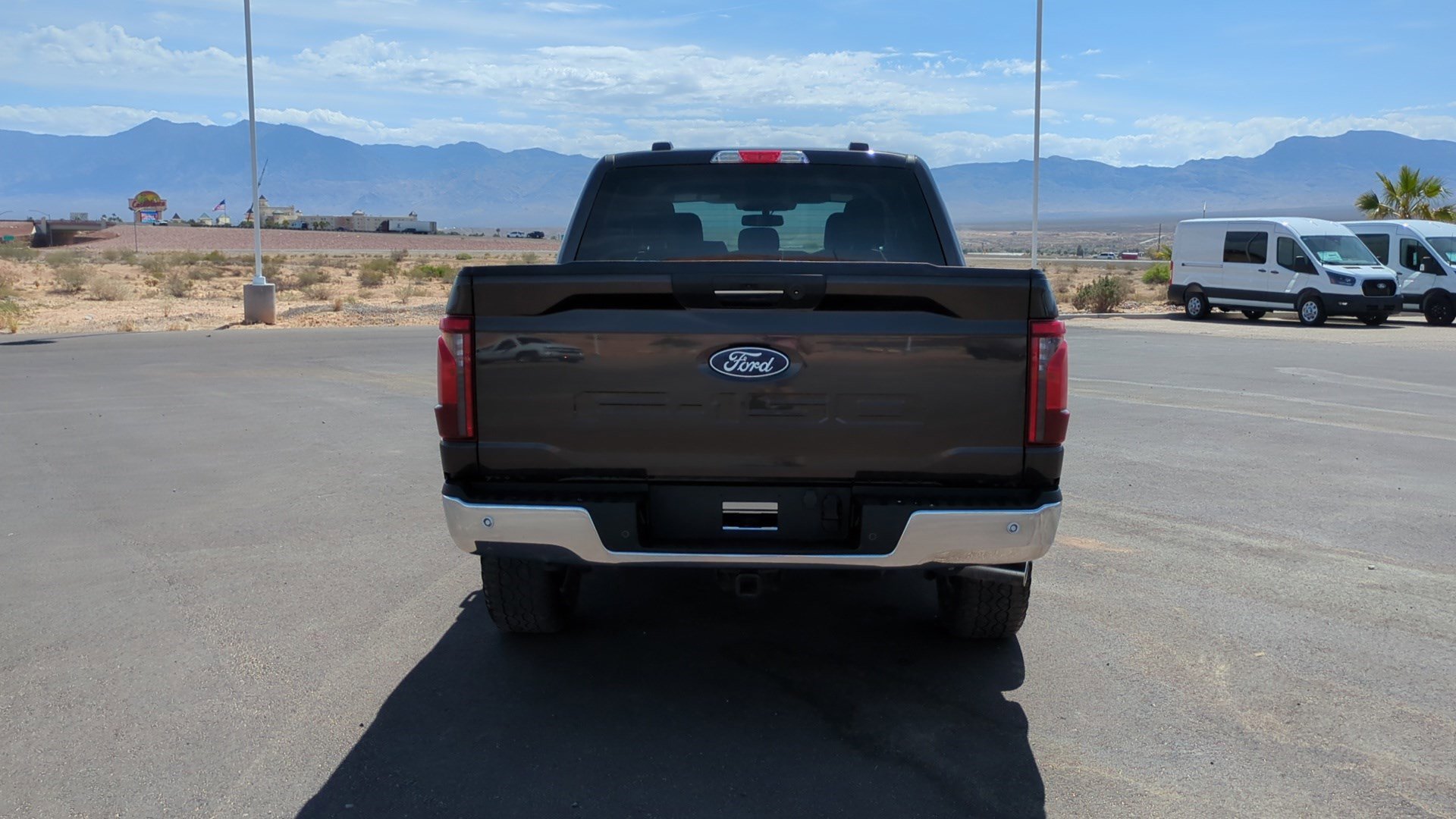 Used 2024 Ford F150 XLT w/ Mobile Office Package image 5