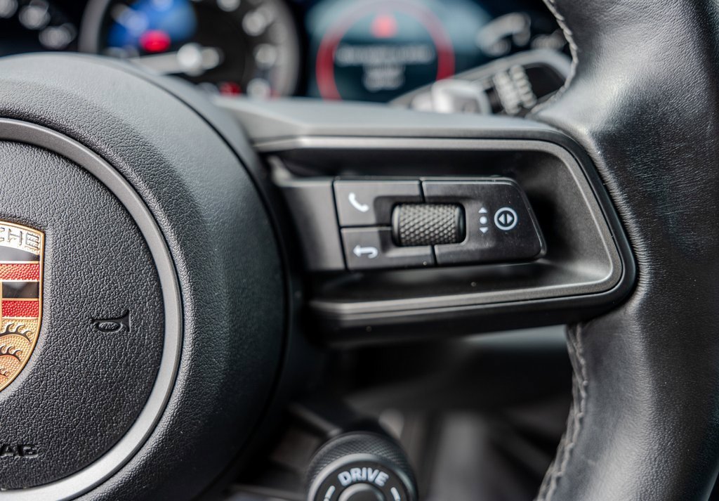 Used 2024 Porsche 911 Carrera image 9