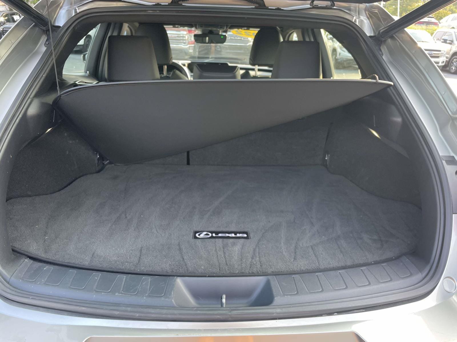 Used 2022 Lexus UX 250h w/ Premium Package AWD/4WD image 10