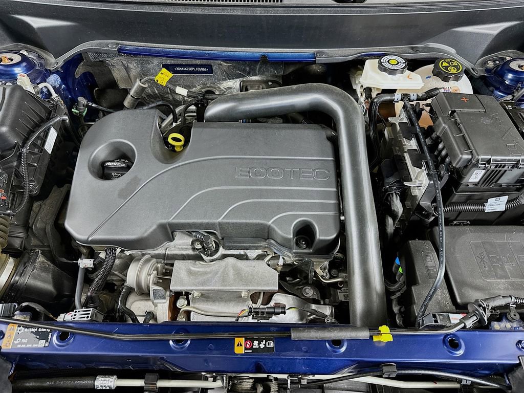 Used 2023 Chevrolet Equinox LT image 38